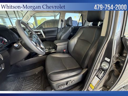 Used 2022 Toyota 4Runner Limited AWD/4WD image 10