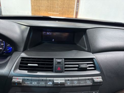 Used 2011 Honda Crosstour EX-L image 17