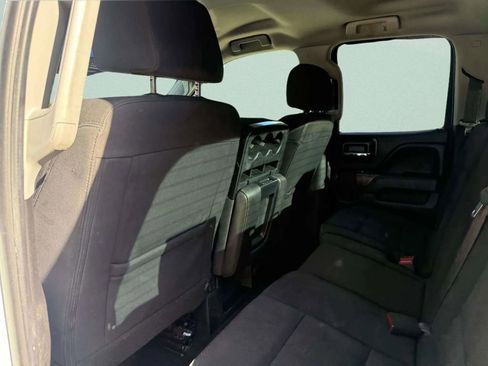 Used 2018 GMC Sierra 1500 SLE w/ SLE Value Package image 16