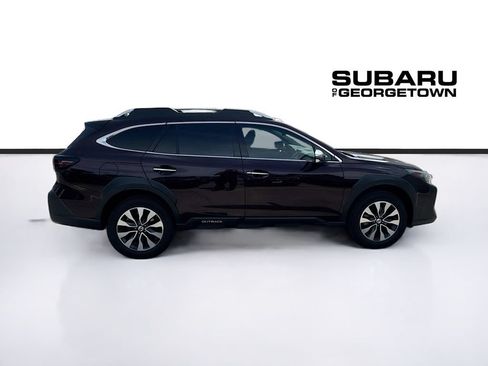 Used 2023 Subaru Outback Touring AWD/4WD image 8