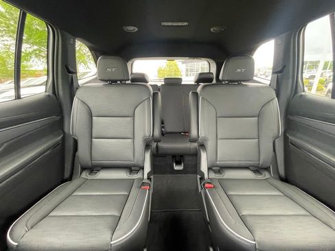 New 2026 Buick Enclave Sport Touring w/ Power Package FWD image 25