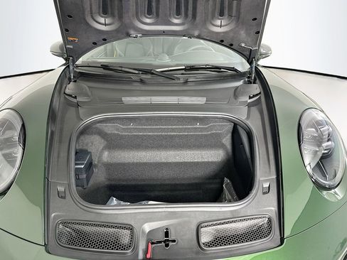 New 2026 Porsche 911 GT3 RWD image 31