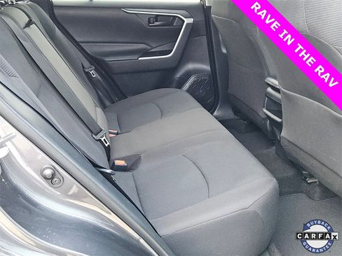 Used 2021 Toyota RAV4 LE image 23