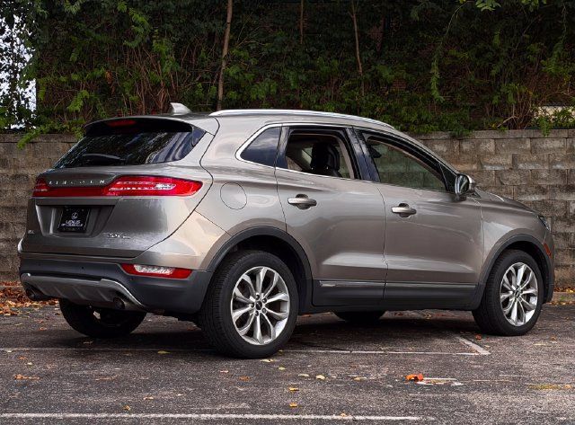 Used 2017 Lincoln MKC Select w/ Select Plus Package AWD/4WD image 6
