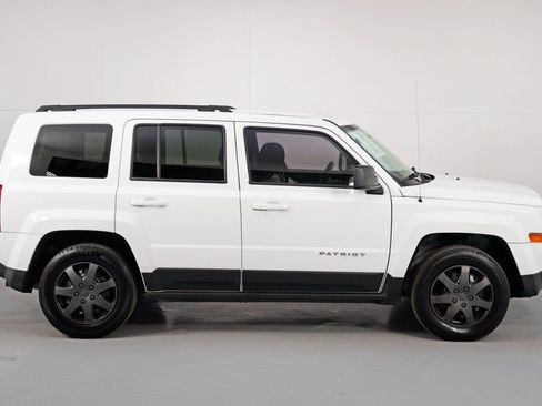 Used 2015 Jeep Patriot Sport w/ Power Value Group FWD image 41