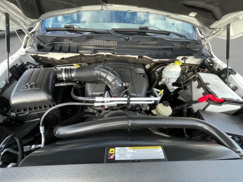 Used 2009 Dodge Ram 1500 Truck SLT image 25