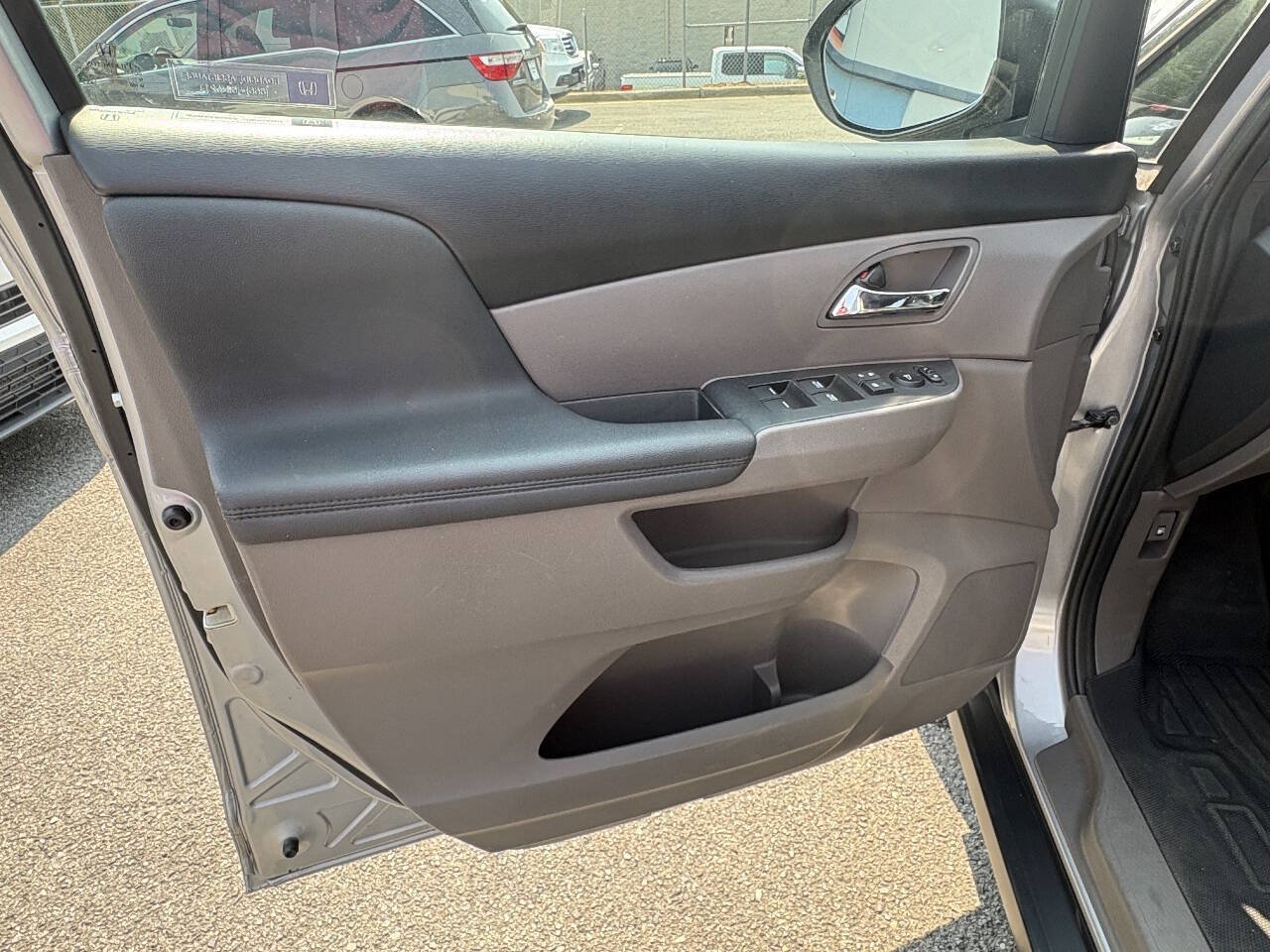 Used 2017 Honda Odyssey EX-L image 10