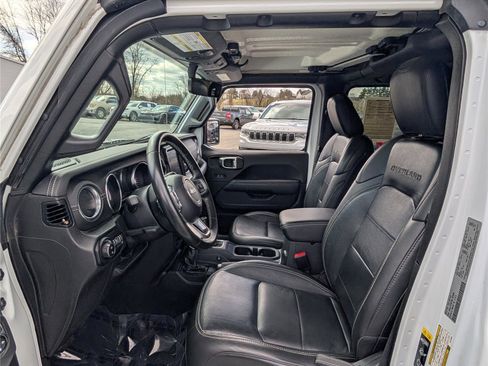 Used 2022 Jeep Gladiator Overland w/ Popular Equipment Package image 14