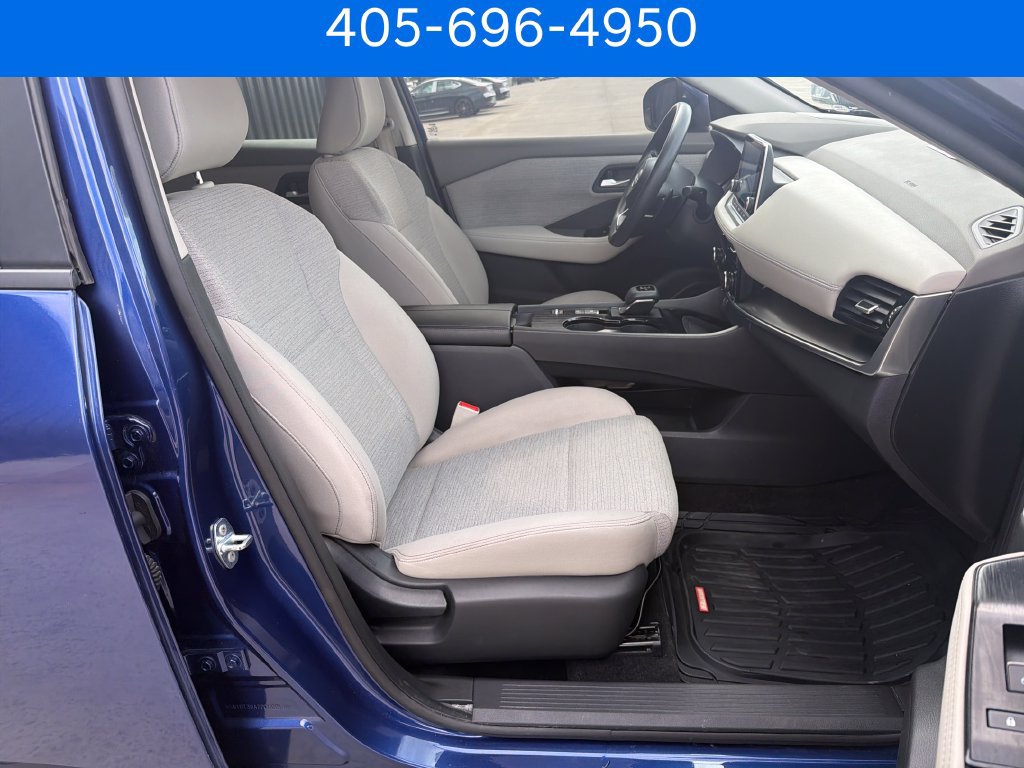 Used 2023 Nissan Rogue SV FWD image 34