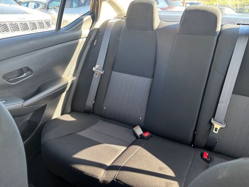 Used 2025 Nissan Sentra SV image 37