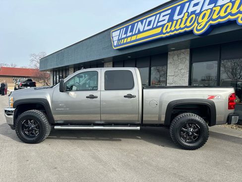 Used 2013 Chevrolet Silverado 2500 LT w/ Interior Plus Package image 4