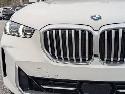 New 2026 BMW X5 sDrive40i w/ Climate Comfort Package image 10