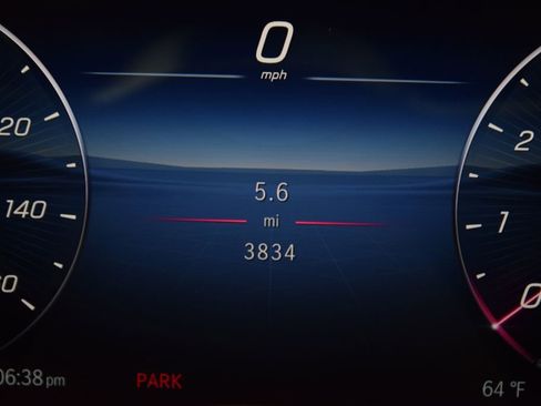 Used 2026 Mercedes-Benz GLC 300 4MATIC image 26