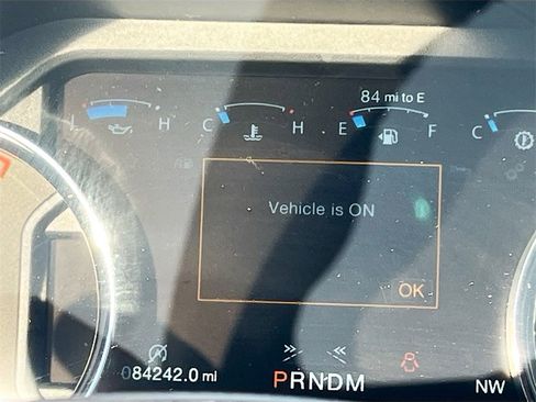 Used 2017 Ford F150 Lariat w/ Equipment Group 502A Luxury image 18