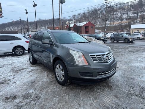 Used 2013 Cadillac SRX Luxury image 6