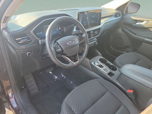 Used 2023 Ford Escape Active w/ Tech Pack #2 FWD image 19