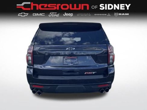 Used 2023 Chevrolet Suburban RST w/ Sport Performance Package AWD/4WD image 6
