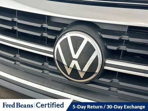 Used 2023 Volkswagen Jetta SEL image 26