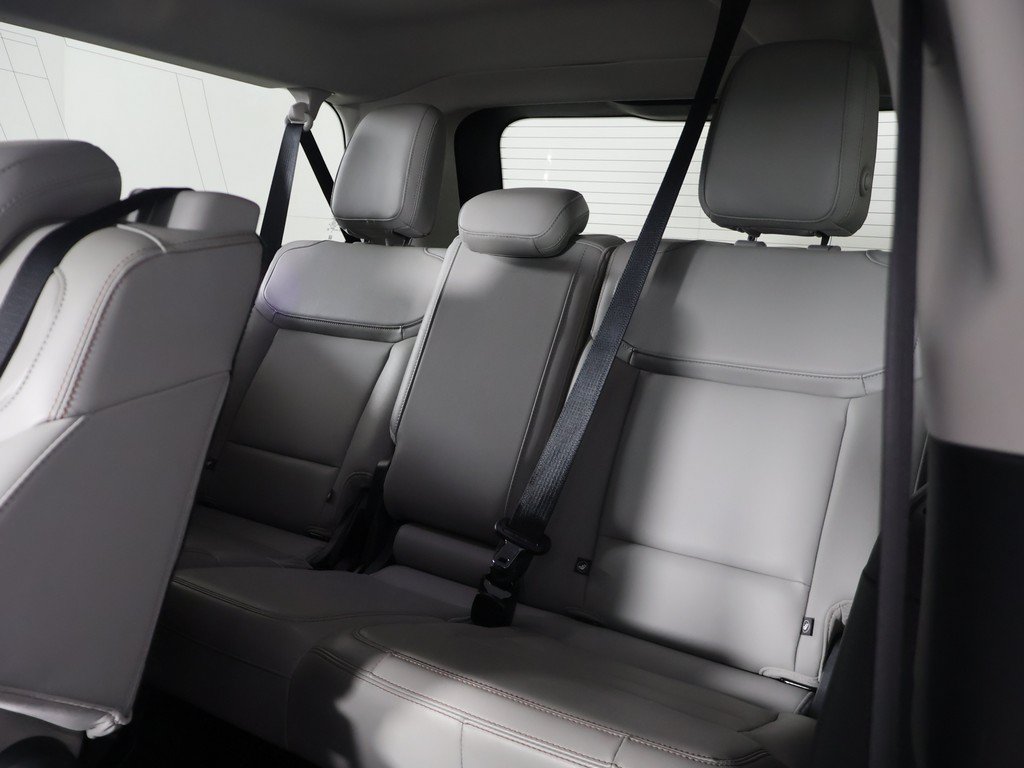 Used 2025 Ford Expedition Max Active AWD/4WD image 36