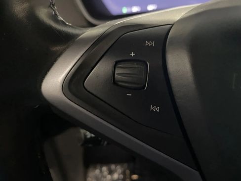 Used 2018 Tesla Model X 75D image 18