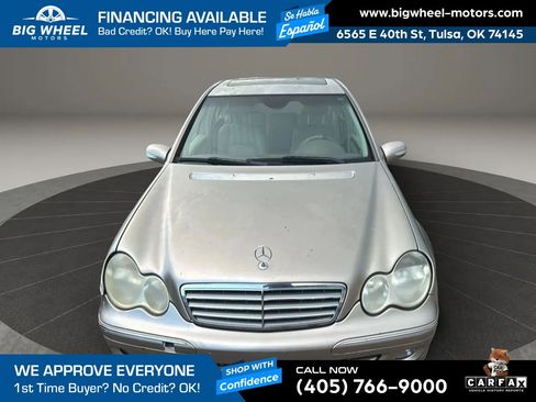Used 2005 Mercedes-Benz C 320 Sedan image 2