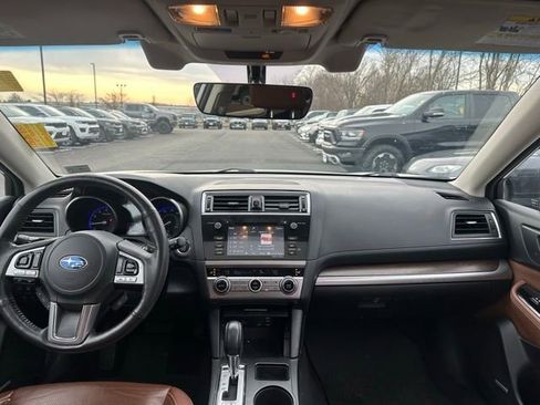 Used 2017 Subaru Outback 2.5i Touring w/ Popular Package #5A image 27