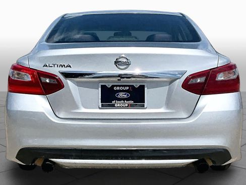 Used 2018 Nissan Altima 2.5 S w/ S Convenience Package FWD image 5