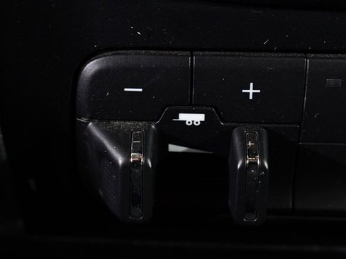 Used 2017 RAM 2500 Tradesman w/ Chrome Appearance Group image 30