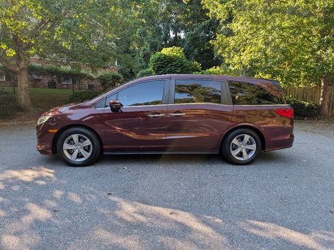 Used 2019 Honda Odyssey EX-L image 2