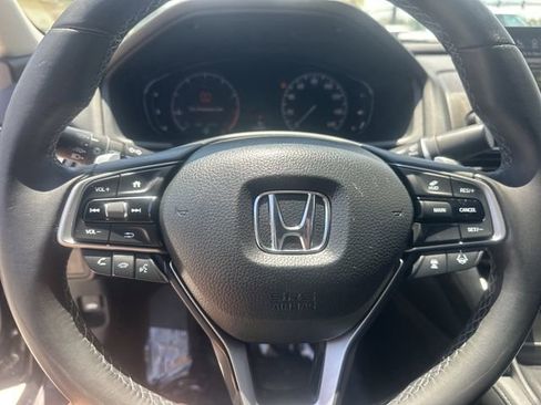 Used 2019 Honda Accord Touring image 20