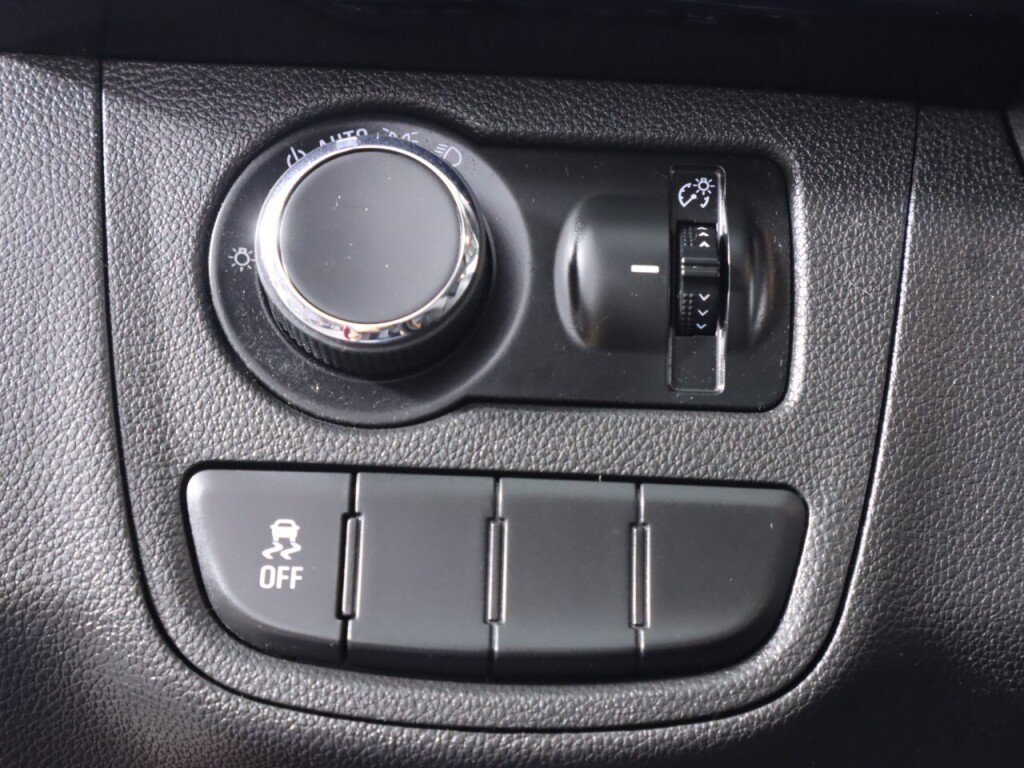 Used 2020 Chevrolet Spark LT FWD image 10