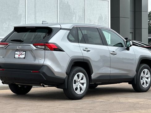 New 2025 Toyota RAV4 LE image 4