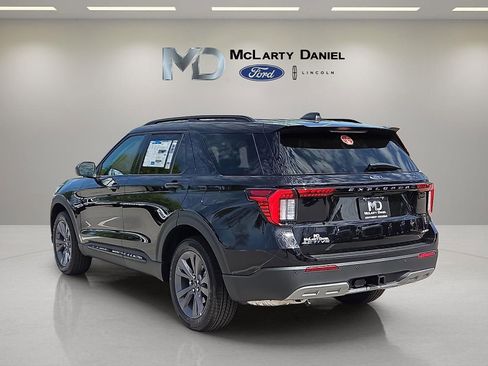 New 2026 Ford Explorer Active AWD/4WD image 4