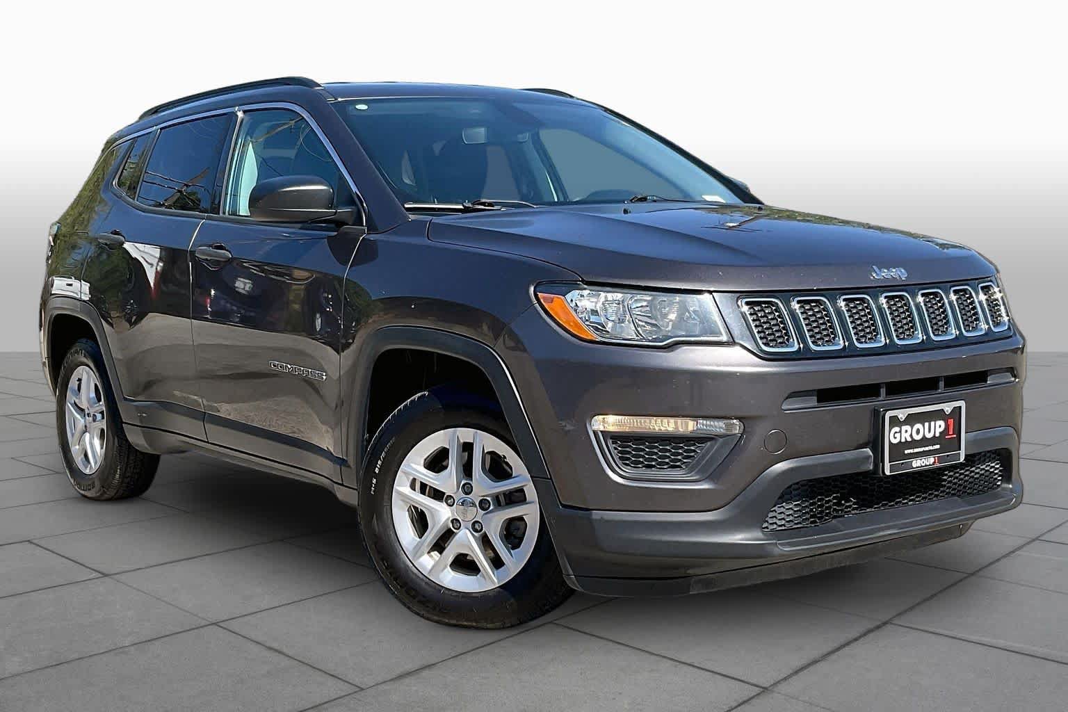 Used 2019 Jeep Compass Sport FWD image 3