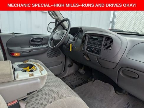 Used 2001 Ford F150 XLT AWD/4WD image 24