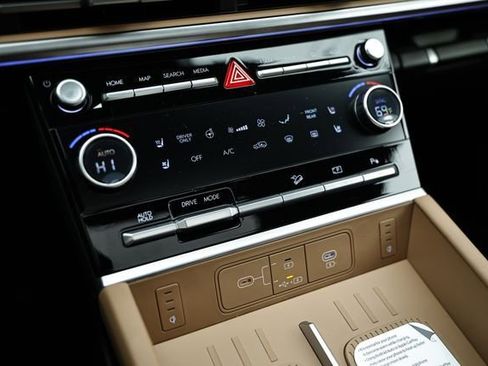New 2026 Hyundai Santa Fe Limited FWD image 16