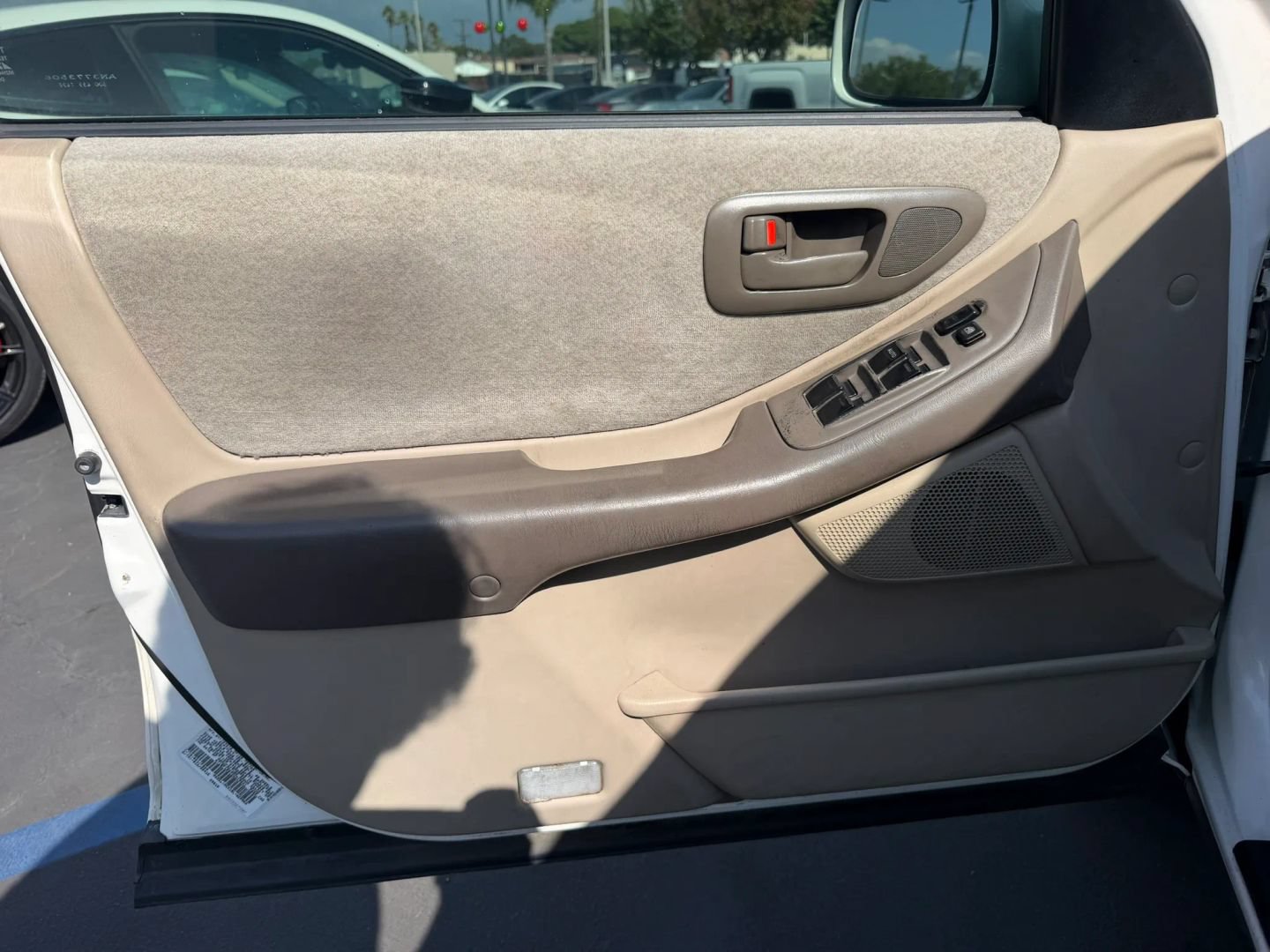 Used 1999 Toyota Avalon XL FWD image 17