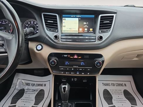 Used 2017 Hyundai Tucson Limited w/ Cargo Package AWD/4WD image 11