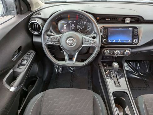 Used 2024 Nissan Kicks SV FWD image 16