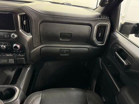 Used 2020 GMC Sierra 3500 AT4 w/ AT4 Premium Package AWD/4WD image 16