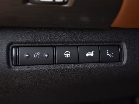 New 2025 Nissan Pathfinder Platinum w/ Cargo Package image 12