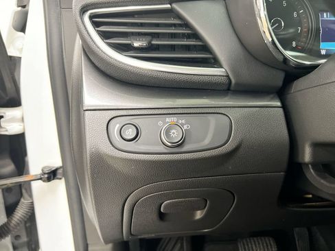 Used 2018 Buick Encore Preferred FWD image 17