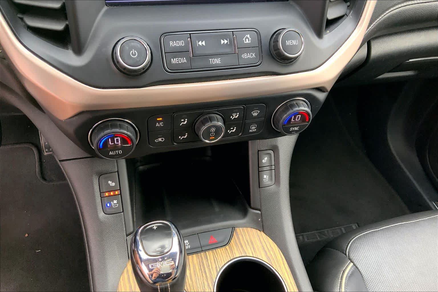 Used 2019 GMC Acadia Denali AWD/4WD image 35