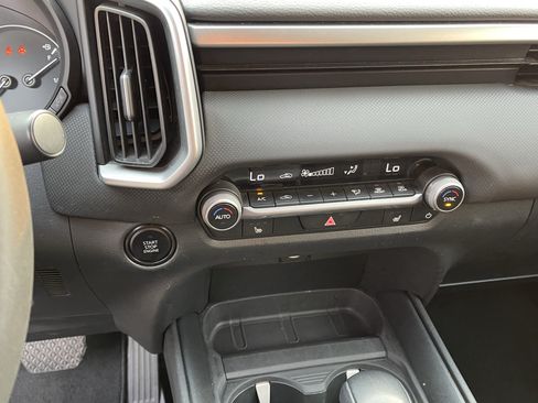 Used 2025 MAZDA CX-50 AWD 2.5 S w/ Preferred Package image 22