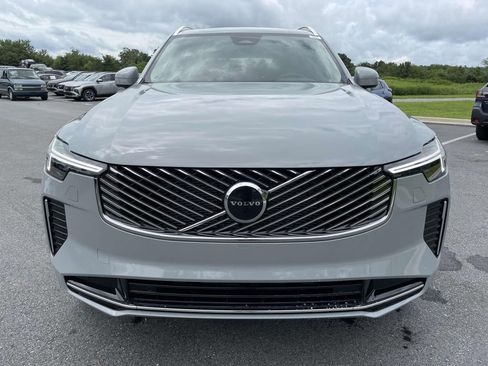 New 2026 Volvo XC60 B5 Plus w/ Protection Package Premier image 26