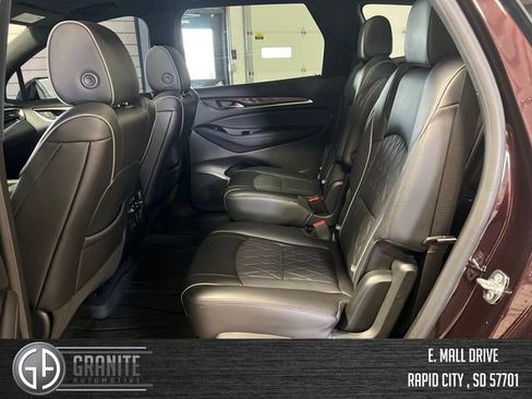 Used 2024 Buick Enclave Avenir w/ Avenir Technology Package AWD/4WD image 20