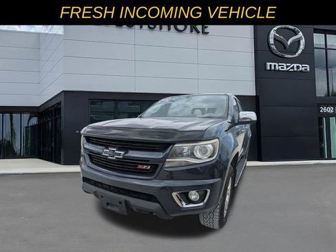 Used 2018 Chevrolet Colorado Z71 w/ Centennial Edition AWD/4WD image 5