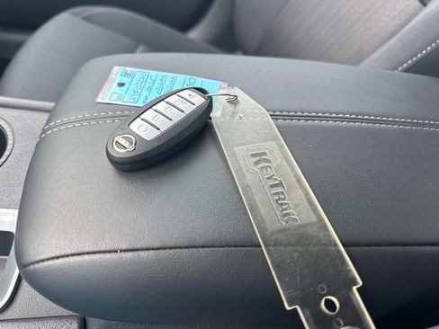 Certified 2025 Nissan Altima 2.5 S image 4