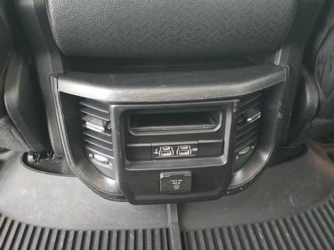 Used 2019 RAM 1500 Laramie w/ Off Road Group AWD/4WD image 24