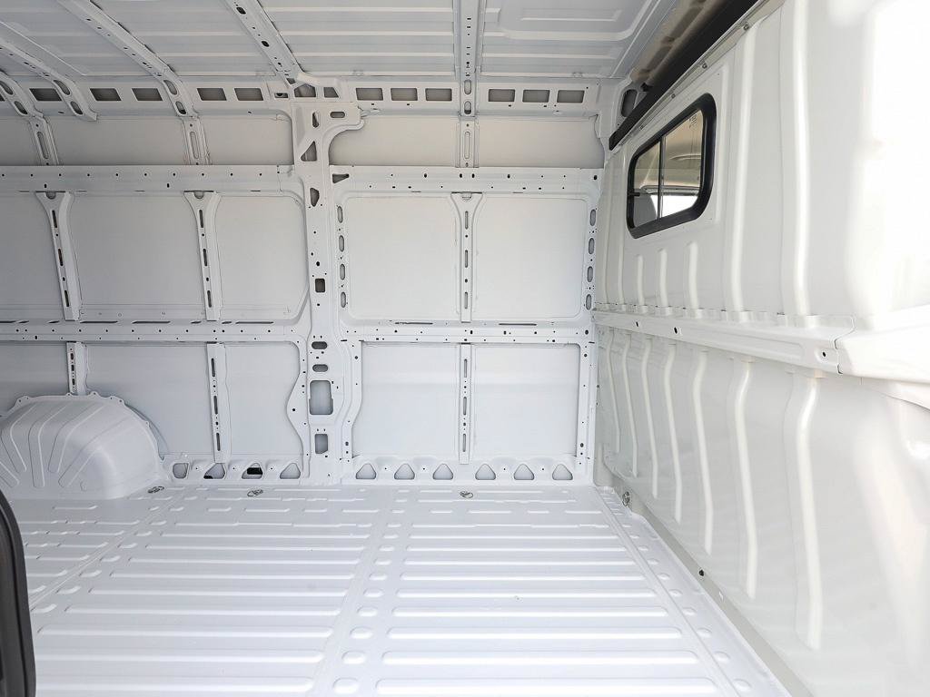New 2026 RAM ProMaster 2500 w/ Convenience Group FWD image 20
